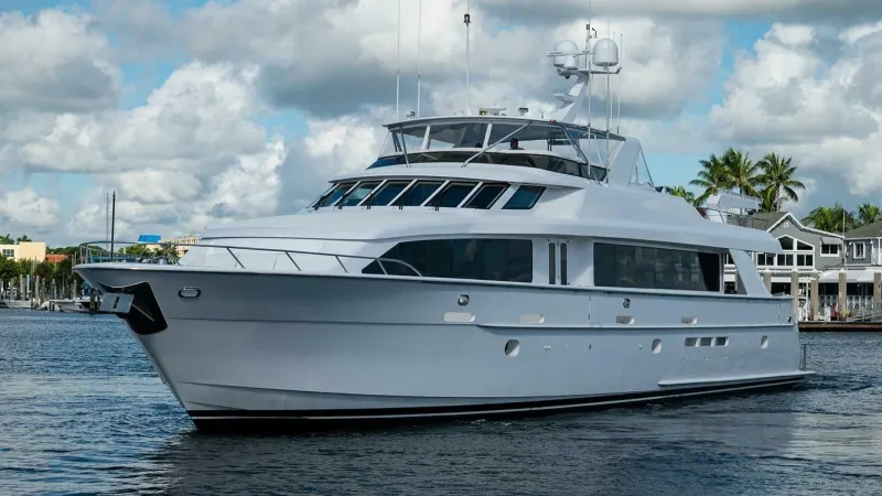 Slide: The Image of Hatteras 100 Raised Pilothouse 2003 - 87