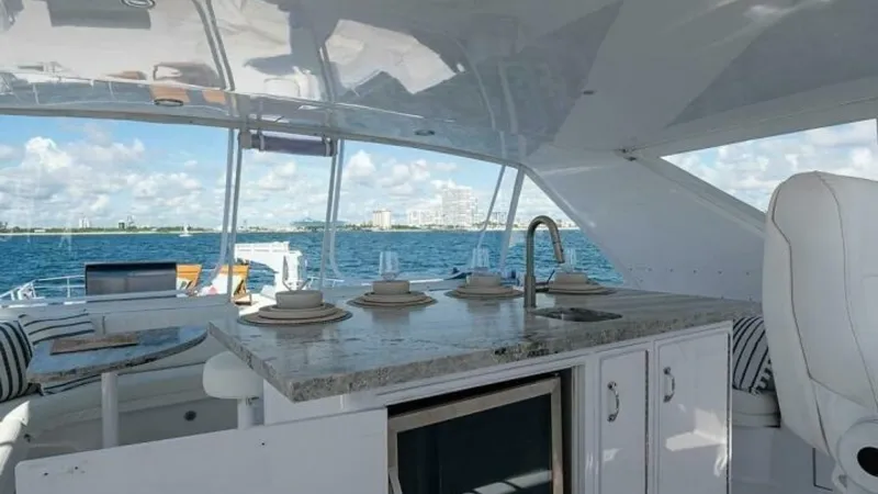 Slide: The Image of Hatteras 100 Raised Pilothouse 2003 - 51