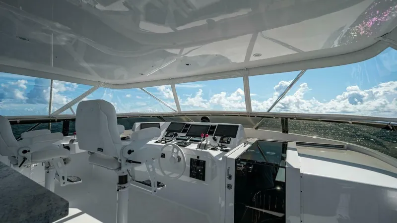 Slide: The Image of Hatteras 100 Raised Pilothouse 2003 - 43