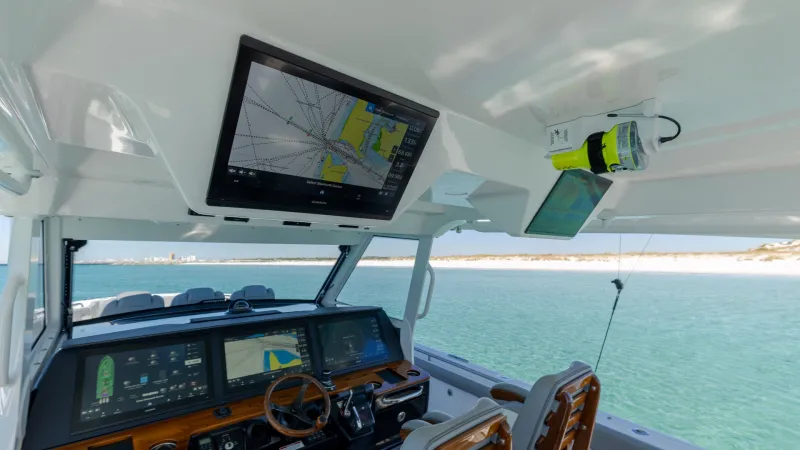 Slide: The Image of Everglades 455 Center Console 2024 - 21