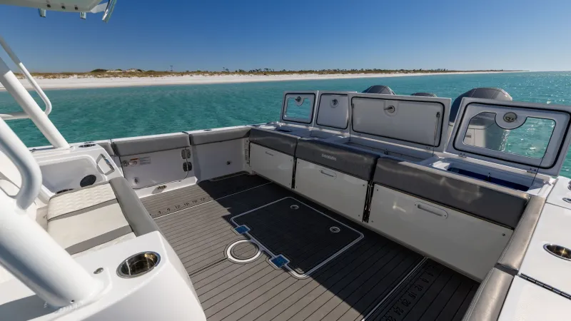 Slide: The Image of Everglades 455 Center Console 2024 - 14