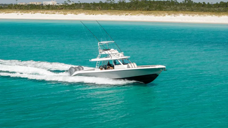 Slide: The Image of Everglades 455 Center Console 2024 - 46