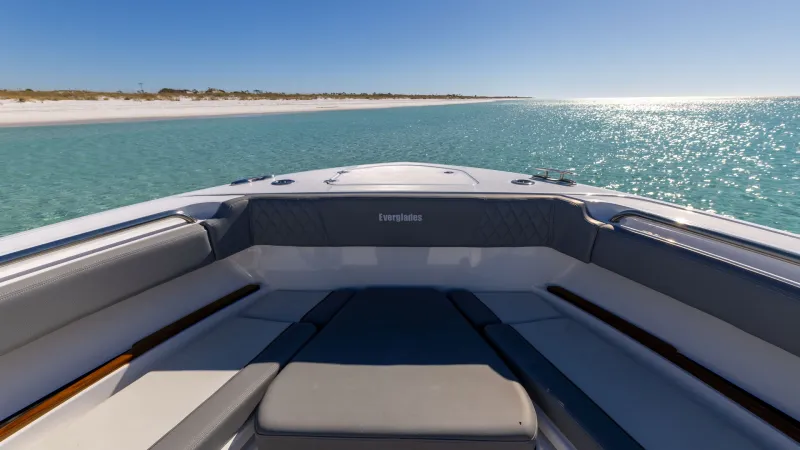 Slide: The Image of Everglades 455 Center Console 2024 - 7