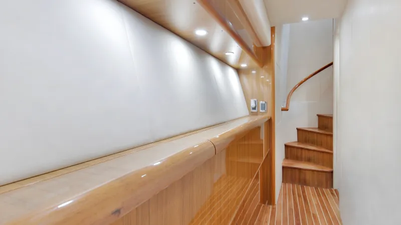 Slide: The Image of Viking 74 Enclosed Bridge 2007 - 12