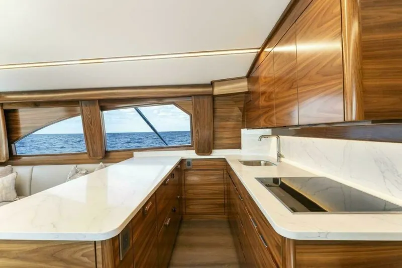 Slide: The Image of Viking 50 Convertible 2027 - 3