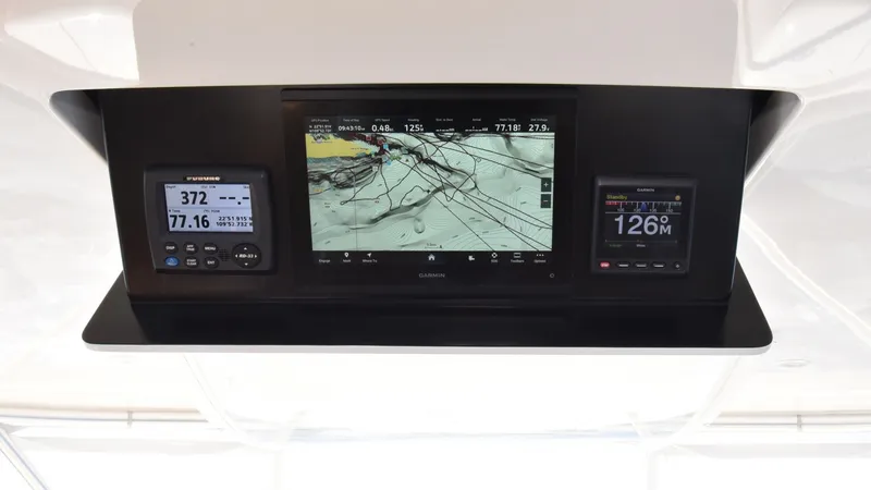 Slide: The Image of Viking 55 Convertible 2016 - 35