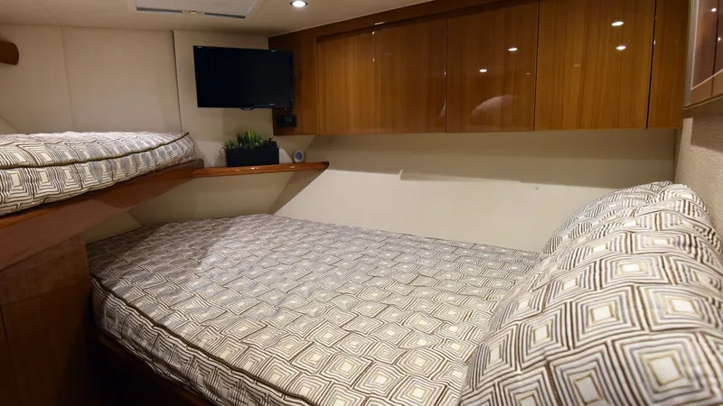 Slide: The Image of Viking 55 Convertible 2016 - 16