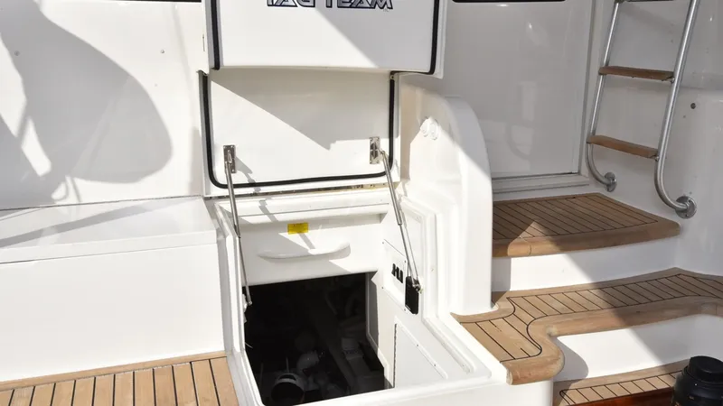 Slide: The Image of Viking 55 Convertible 2016 - 42