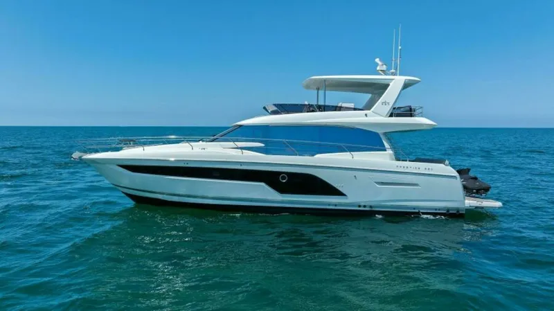 Slide: The Image of Prestige 590 Flybridge 2022 - 62