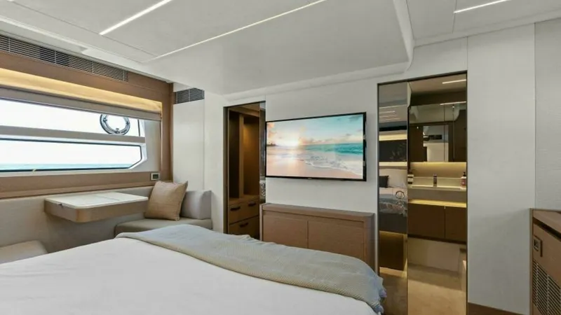 Slide: The Image of Prestige 590 Flybridge 2022 - 25