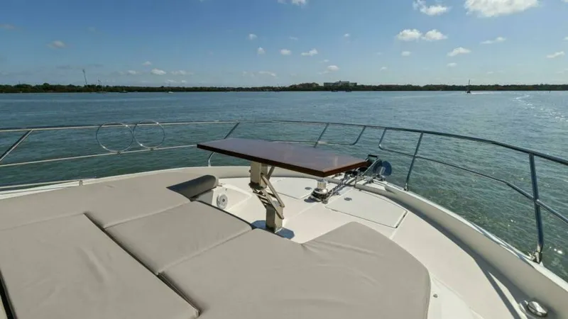 Slide: The Image of Prestige 590 Flybridge 2022 - 54