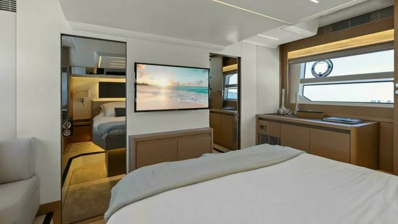 Slide: The Image of Prestige 590 Flybridge 2022 - 22
