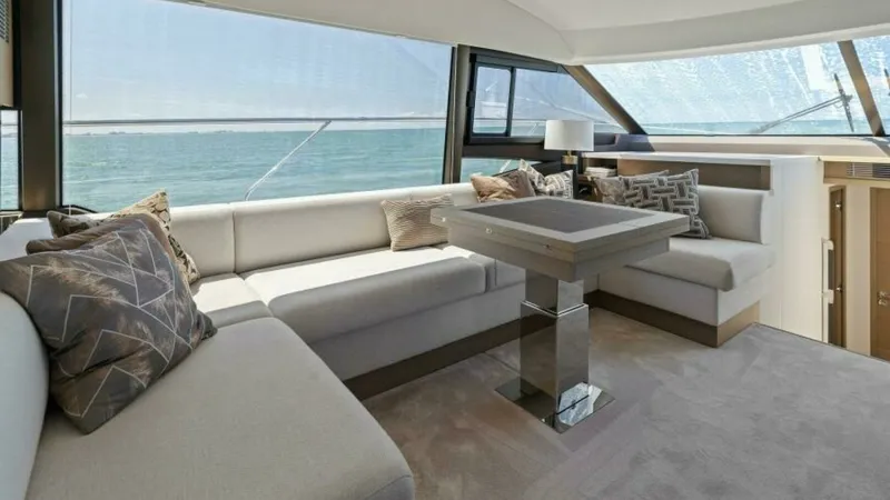 Slide: The Image of Prestige 590 Flybridge 2022 - 14