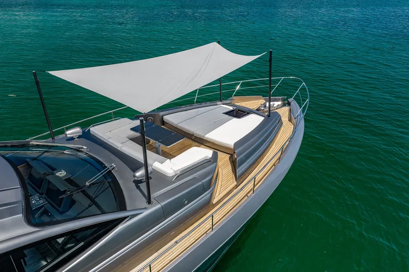 Slide: The Image of Pershing 8X 2019 - 15