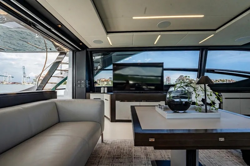 Slide: The Image of Pershing 8X 2019 - 38