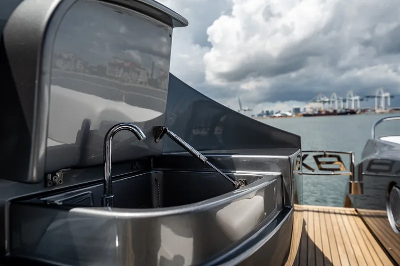 Slide: The Image of Pershing 8X 2019 - 33