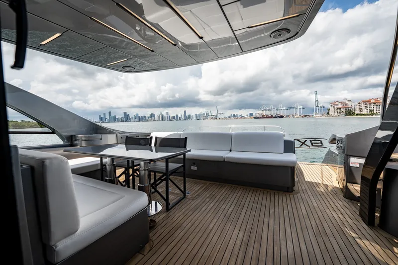 Slide: The Image of Pershing 8X 2019 - 31