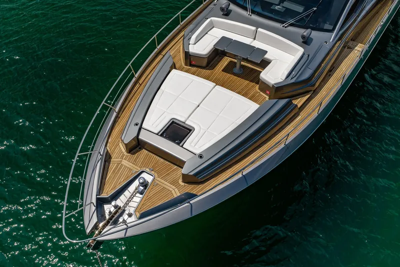 Slide: The Image of Pershing 8X 2019 - 13