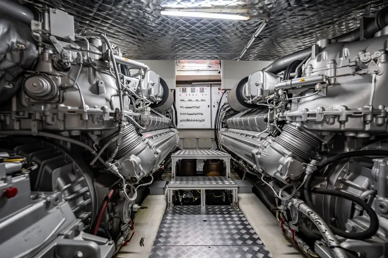 Slide: The Image of Pershing 8X 2019 - 77
