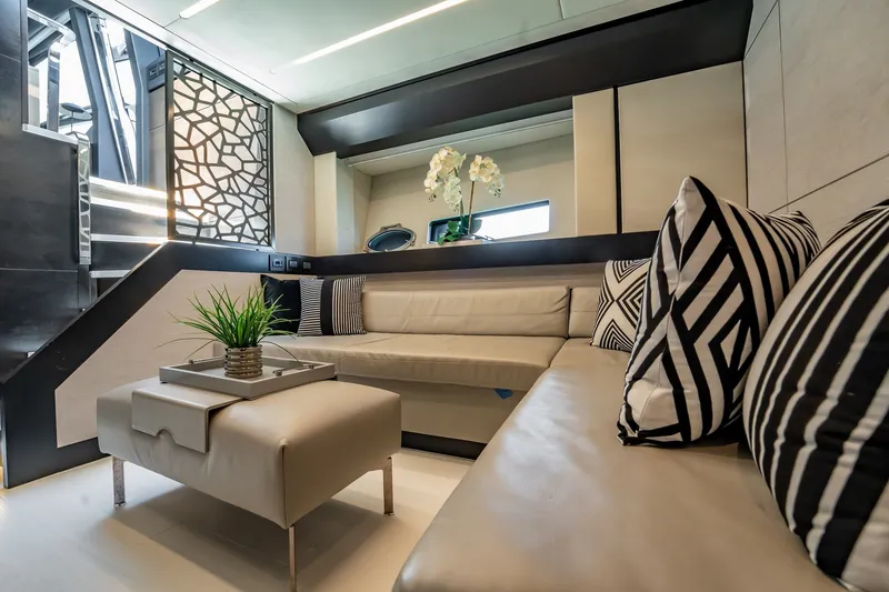 Slide: The Image of Pershing 8X 2019 - 47