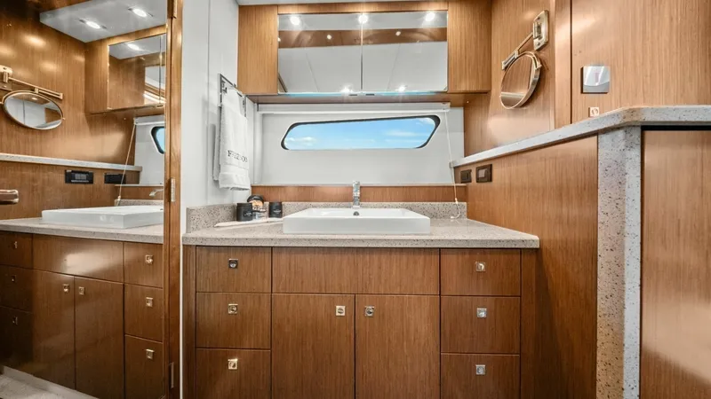 Slide: The Image of Cruisers 48 Cantius 2014 - 32