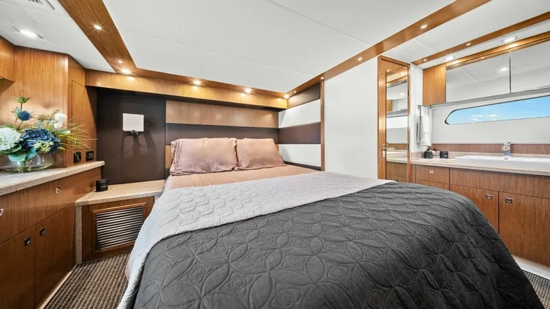 Slide: The Image of Cruisers 48 Cantius 2014 - 30