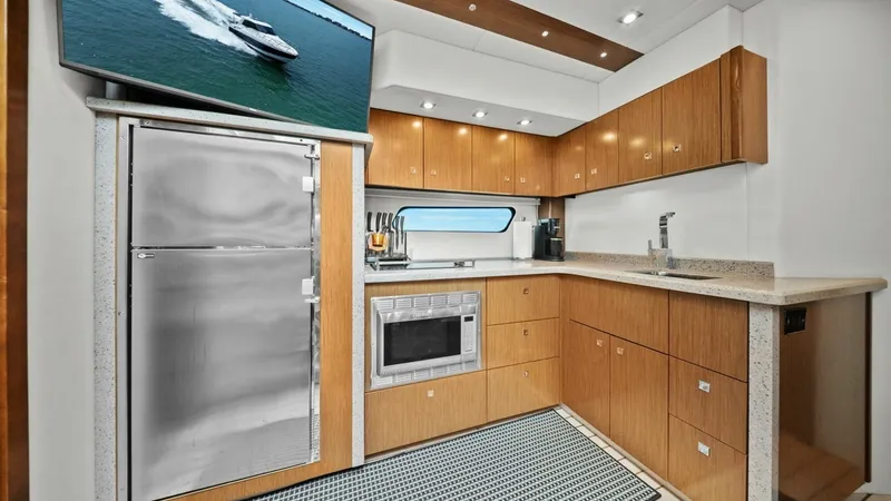 Slide: The Image of Cruisers 48 Cantius 2014 - 21