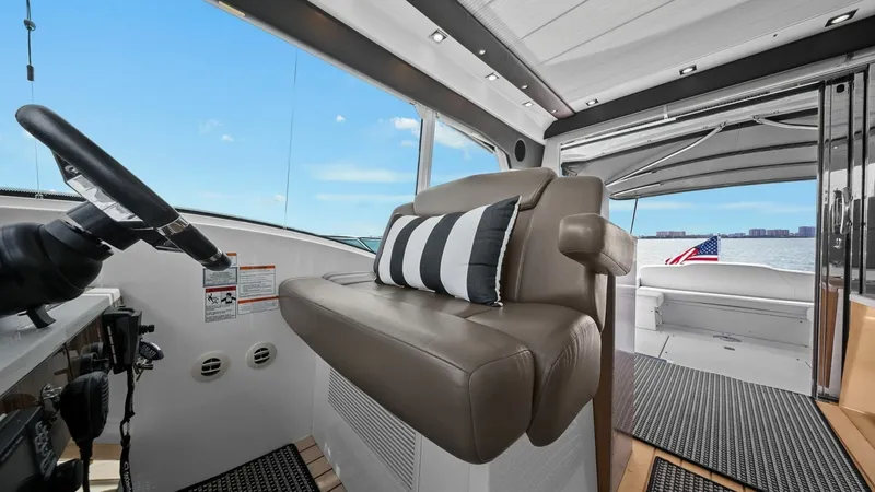 Slide: The Image of Cruisers 48 Cantius 2014 - 7
