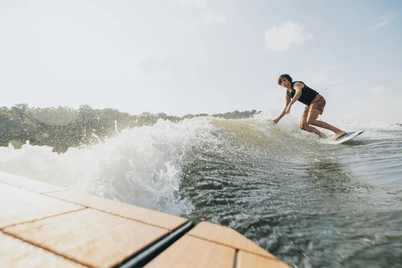 Slide: The Image of Aviara AV28 Surf 2024 - 43