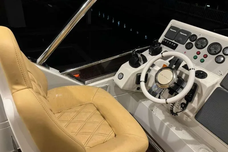 Slide: The Image of Azimut 64 2014 - 8