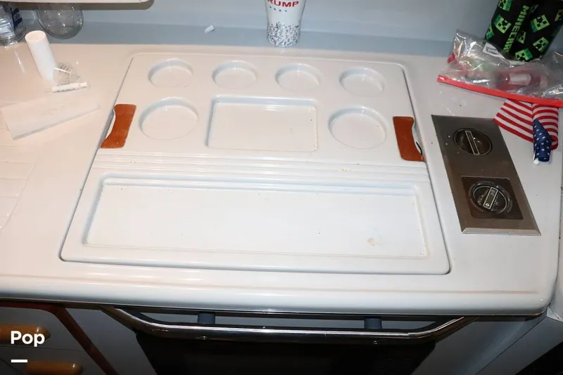 Slide: The Image of Sea Ray 420 Sundancer 1990 - 8950639