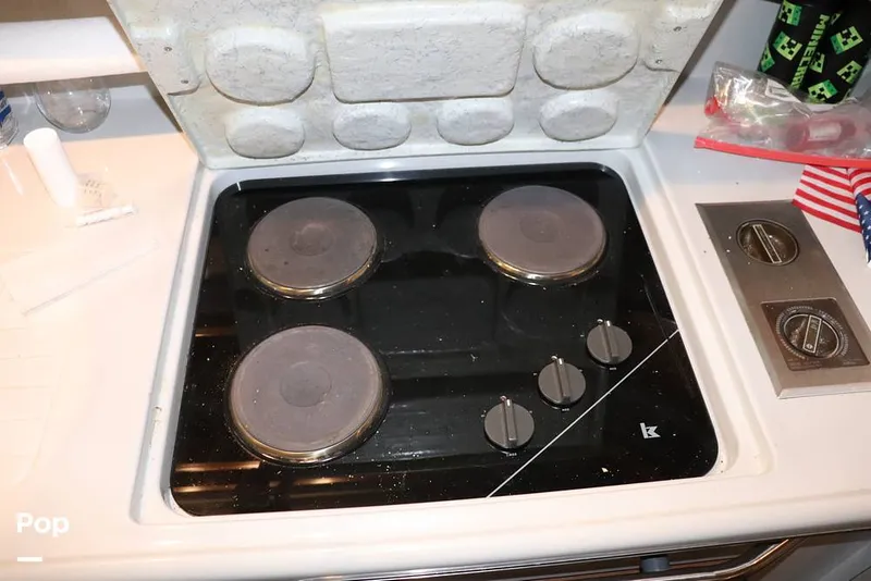 Slide: The Image of Sea Ray 420 Sundancer 1990 - 8950640