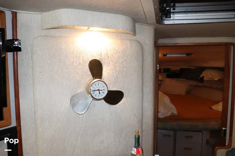 Slide: The Image of Sea Ray 420 Sundancer 1990 - 8950679