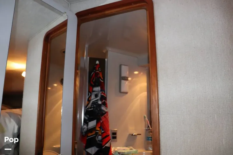 Slide: The Image of Sea Ray 420 Sundancer 1990 - 8950698