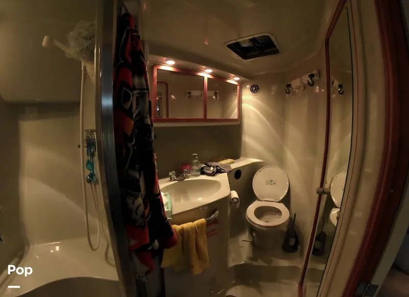 Slide: The Image of Sea Ray 420 Sundancer 1990 - 8950855