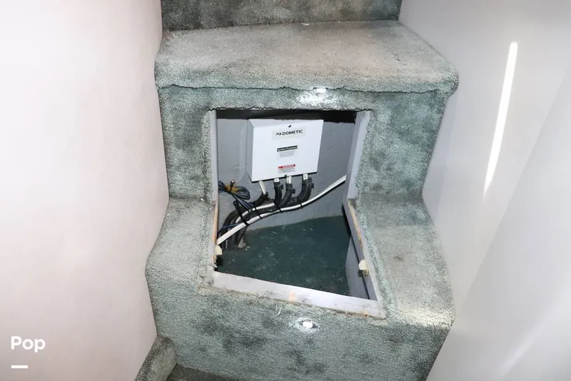 Slide: The Image of Sea Ray 420 Sundancer 1990 - 8950719