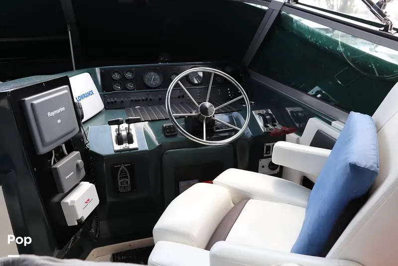 Slide: The Image of Sea Ray 420 Sundancer 1990 - 8950748