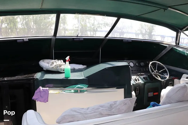 Slide: The Image of Sea Ray 420 Sundancer 1990 - 8950773