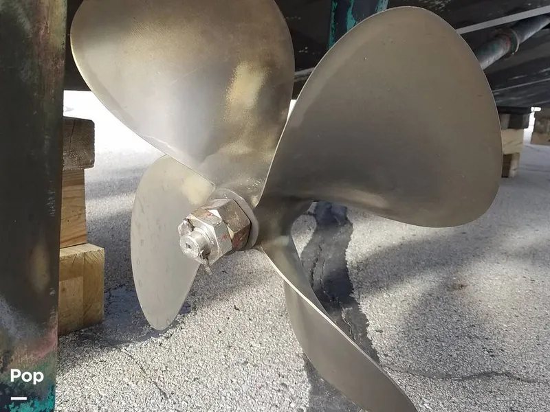 Slide: The Image of Sea Ray 420 Sundancer 1990 - 4350236