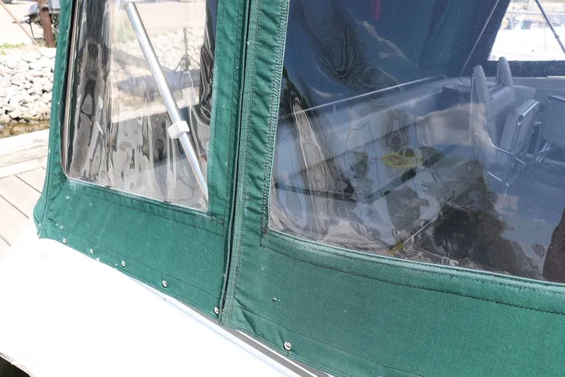 Slide: The Image of Sea Ray 420 Sundancer 1990 - 8950313