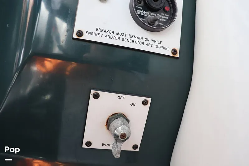 Slide: The Image of Sea Ray 420 Sundancer 1990 - 8950491