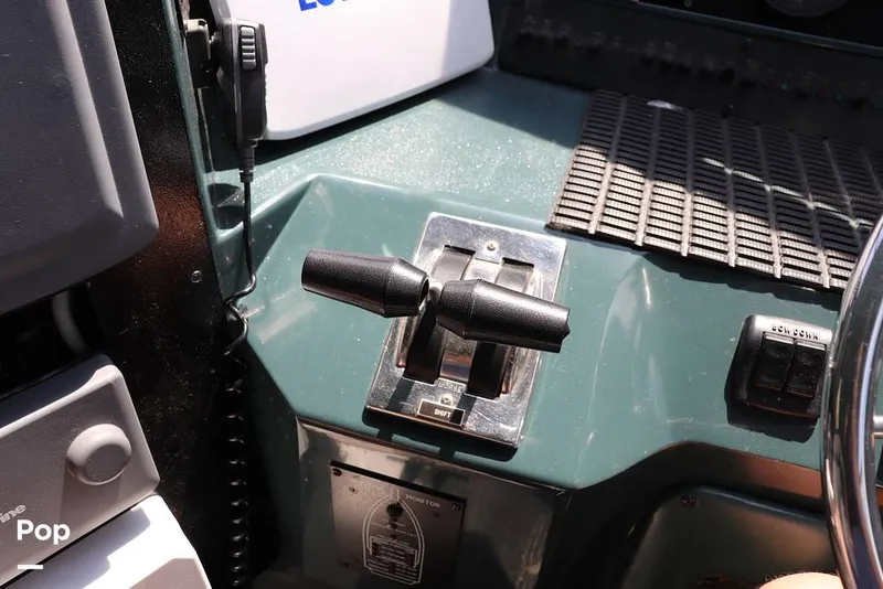 Slide: The Image of Sea Ray 420 Sundancer 1990 - 8950506