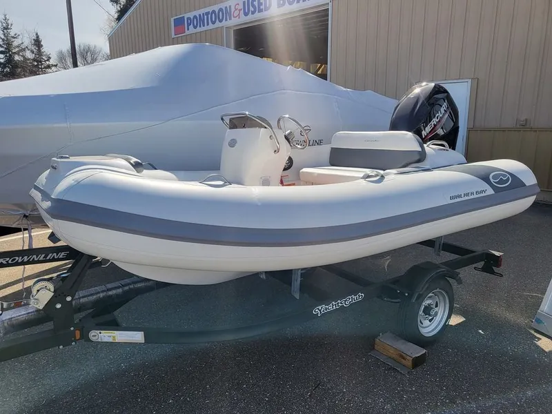 Slide: The Image of Walker Bay 340 DLX 2023 - 1