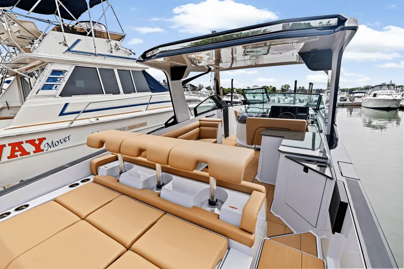 Slide: The Image of Aviara AV32 2024 - 12