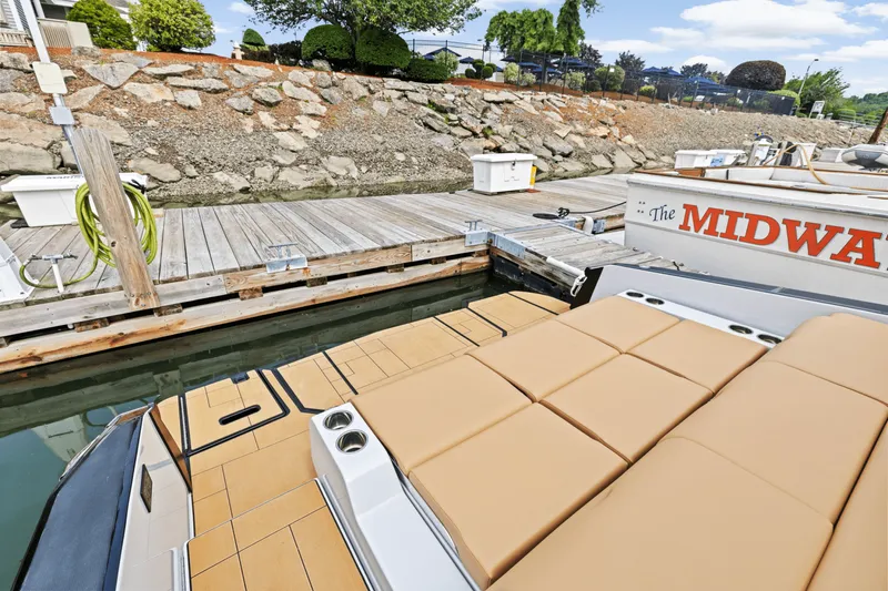 Slide: The Image of Aviara AV32 2024 - 15