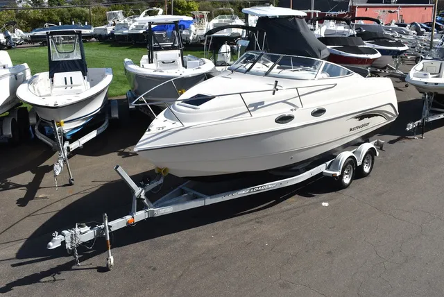 Slide: The Image of Stingray 240CS 2002 - 13