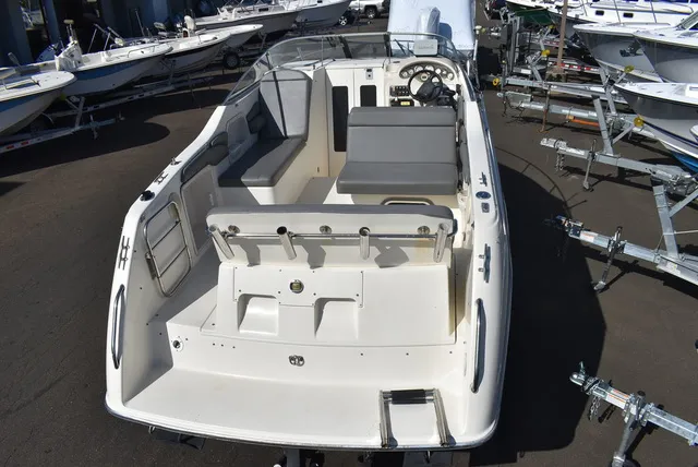 Slide: The Image of Stingray 240CS 2002 - 21