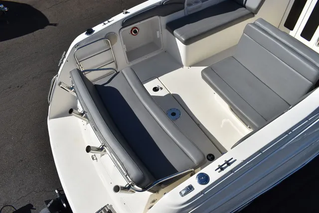 Slide: The Image of Stingray 240CS 2002 - 25
