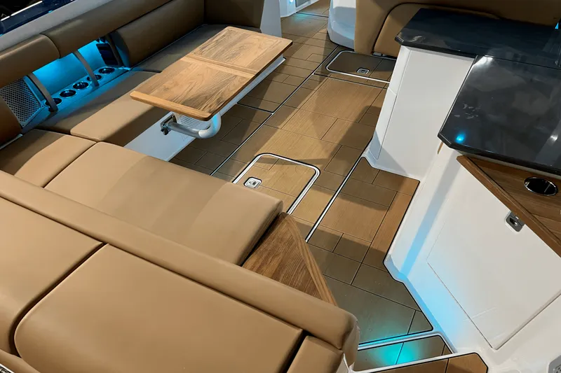 Slide: The Image of Aviara AV32 2024 - 10