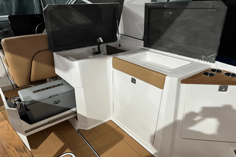 Slide: The Image of Aviara AV32 2024 - 16